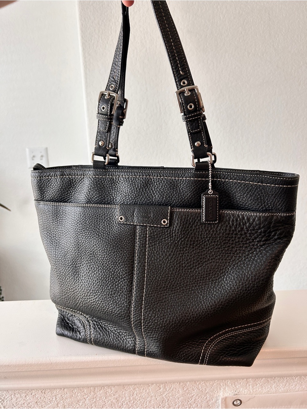 Coach Black large Hamilton tote F13089 in like new condition